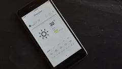 Smart habits that keep your smartphone cool and safe in summer